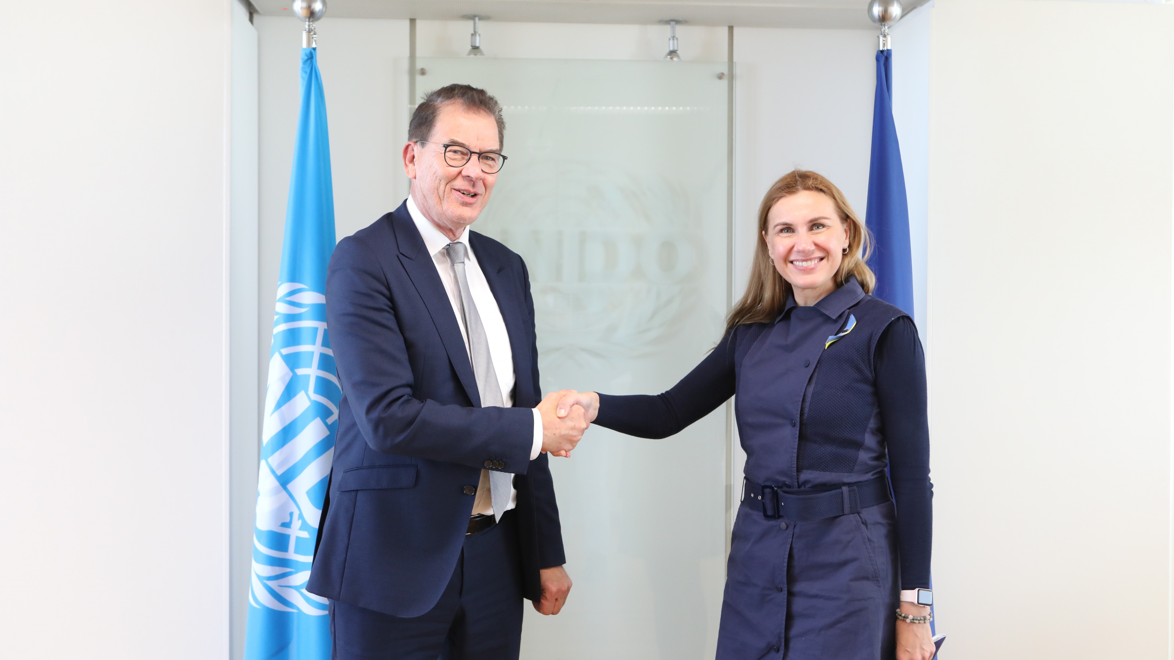 UNIDO Director General Gerd Müller met European Union Commissioner for Energy Kadri Simson