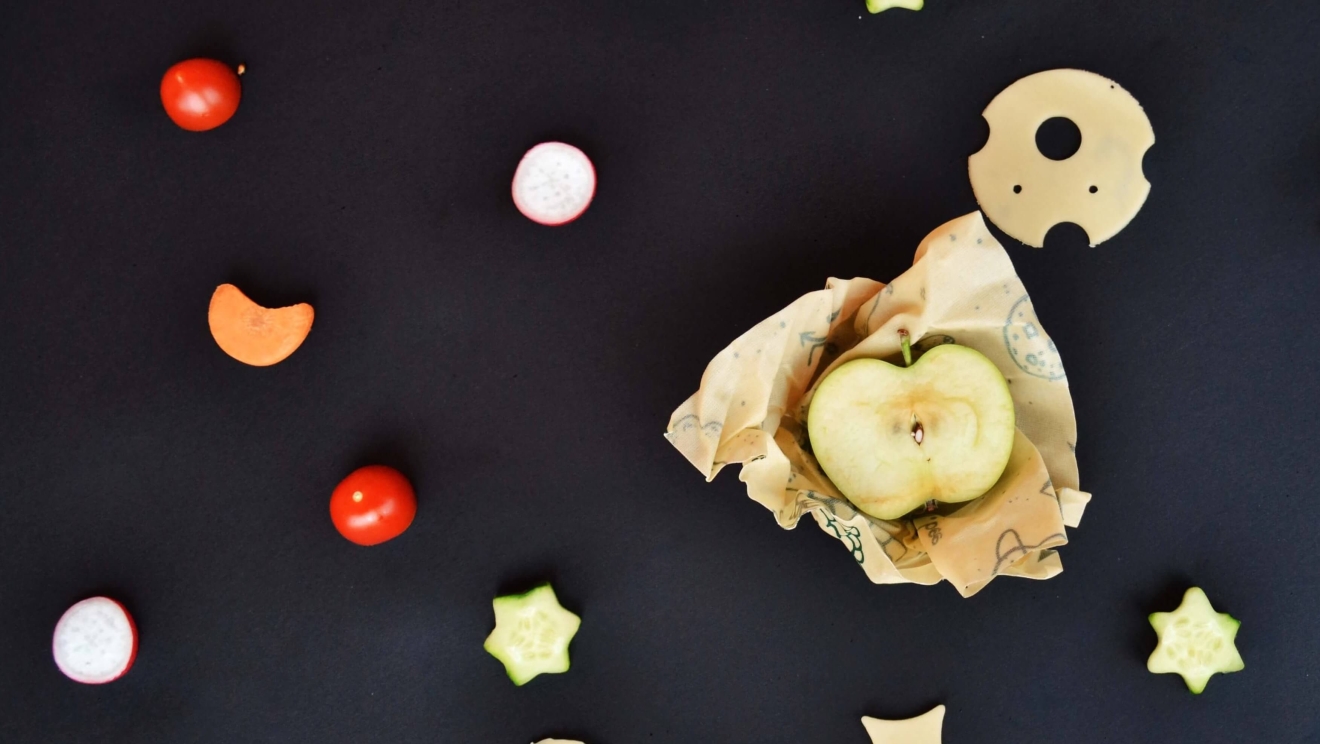 Why waste when you can wrap? How to store food more sustainably and reduce your plastic footprint.