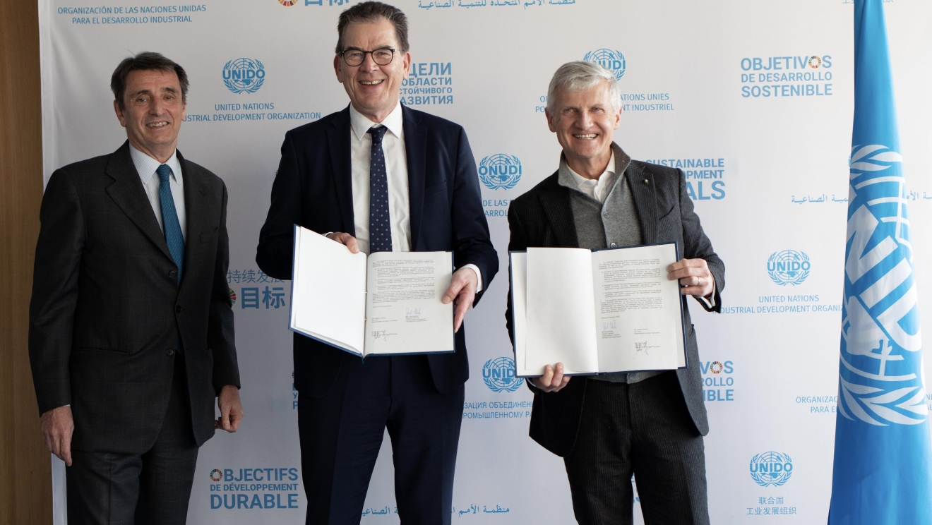 Regenerative Society Foundation & UNIDO officialize their cooperation to achieve the goals of the UN 2030 Agenda for Sustainable Development