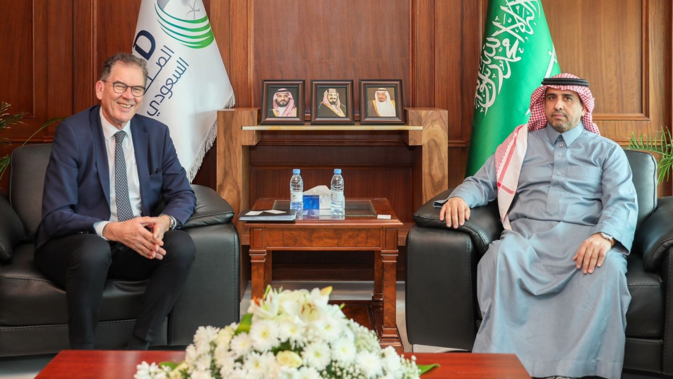 At the Saudi Fund for Development, Saudi Arabia's main development assistance provider, UNIDO Director General Gerd Müller discussed initiating shared projects with Abdullah Alsakran, Executive Director of Strategy
